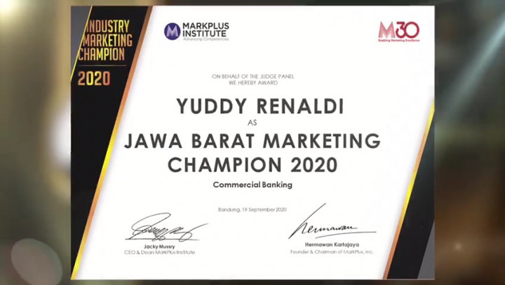 Dirut bank bjb Yuddy Renaldi Raih Penghargaan IMF