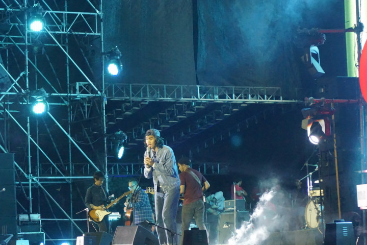 Chord dan Lirik Lagu Sheila On 7 - Anugerah Terindah Yang Pernah Kumiliki