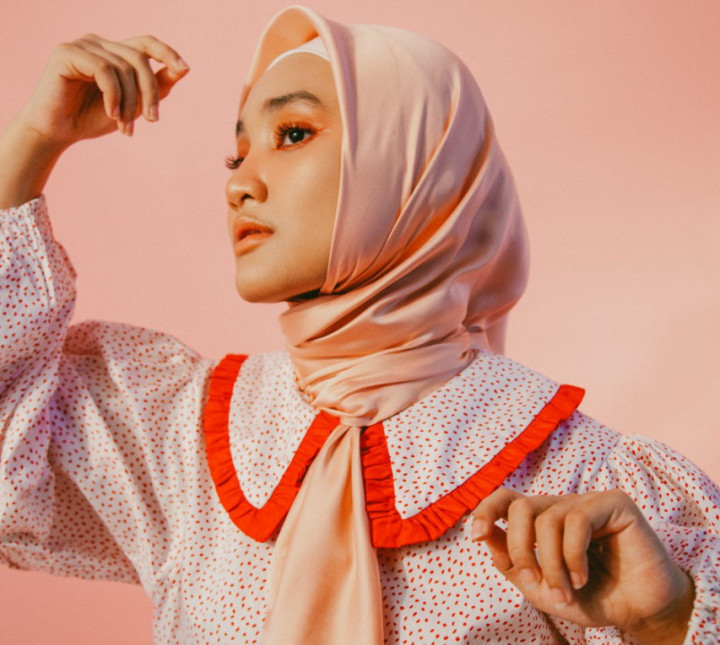 Lagu Pelangi dan Hujan Wujud Identitas Baru Fatin sebagai Wibu