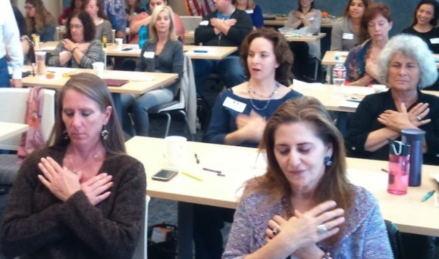 Mengenal <i>Butterfly</i> <i>Hug,</i> Teknik Relaksasi untuk Menenangkan Diri