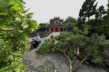 Badai Tropis Noul Tewaskan 6 Orang di Vietnam