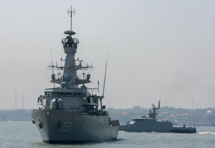 TNI AL Tangkap Dua Kapal Ikan Vietnam di Laut Natuna Utara