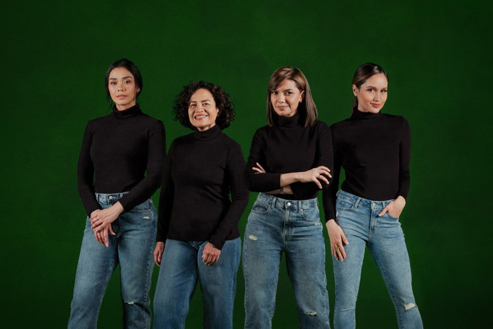Menggambarkan Perempuan Tangguh lewat Lintasan Sejarah <i>Turtleneck</i>