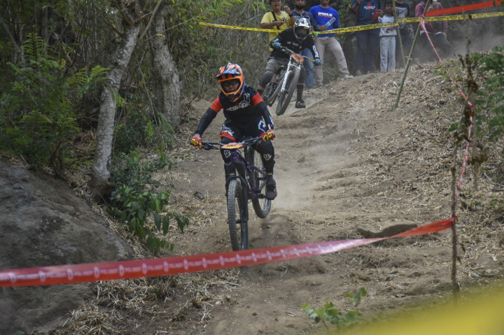 160 Peserta Ikuti Balap Sepeda MTB Lombok Enduro 2020
