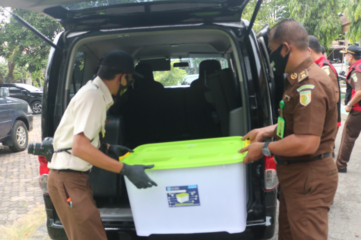 Diduga Manipulasi Pupuk Subsidi, Kajari Geledah Kantor Dinas Pertanian Jombang