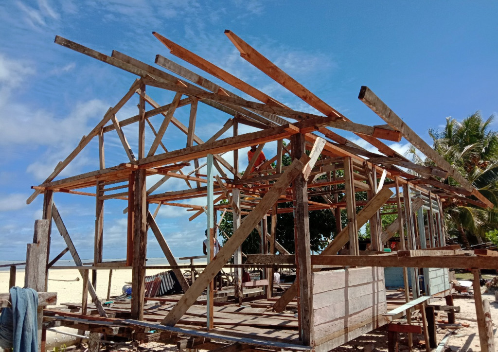 Perbaikan kualitas rumah melalui program bedah rumah. Foto: Kementerian PUPR