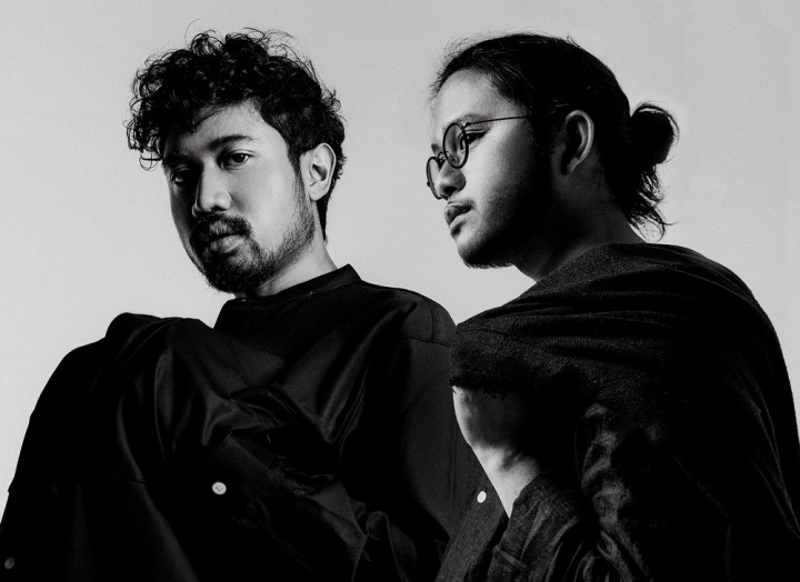 Cerita Cinta Moon Gang di Lagu Shed Light