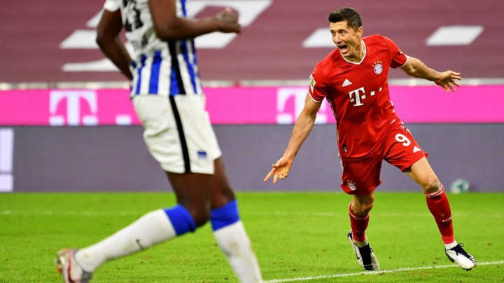 Bayern vs Hertha: Quattrick Lewandoski Menangkan FC Hollywood