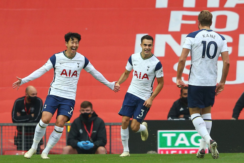 Spurs Lumat MU di Old Trafford