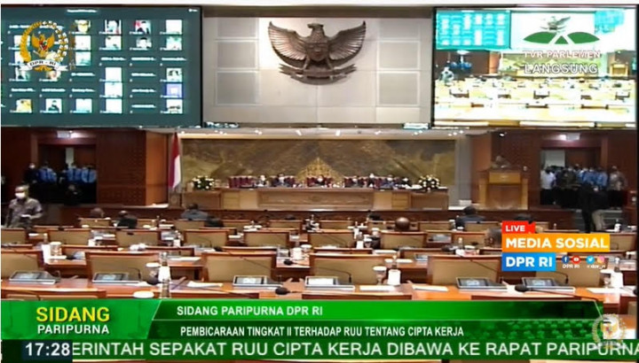 Fraksi Demokrat <i>Walk Out</i> dari Pembahasan Pengesahan RUU Ciptaker