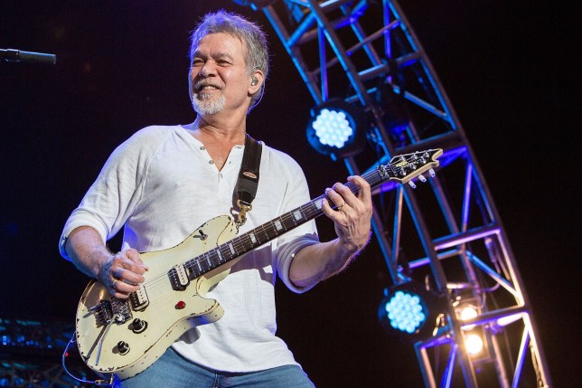 Maestro Gitar Eddie van Halen Meninggal Dunia