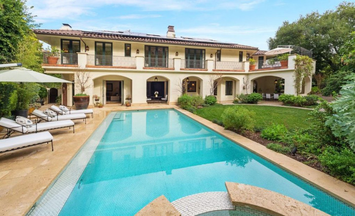 Rumah Mike Shinoda Terjual dengan Harga Rp134 Miliar