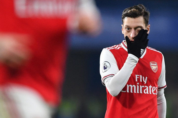 Arsenal tidak Bawa Mesut Oezil ke Liga Europa
