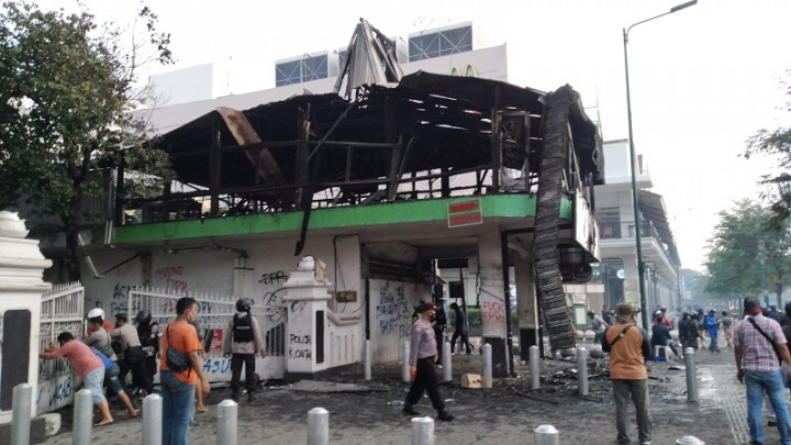 Kebakaran Restoran Legian saat Aksi di Yogyakarta Diselidiki