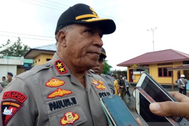 Kepala Polda Papua, Inspektur Jendeal Polisi Paulus Waterpauw. ANTARA/Evarianus Supar