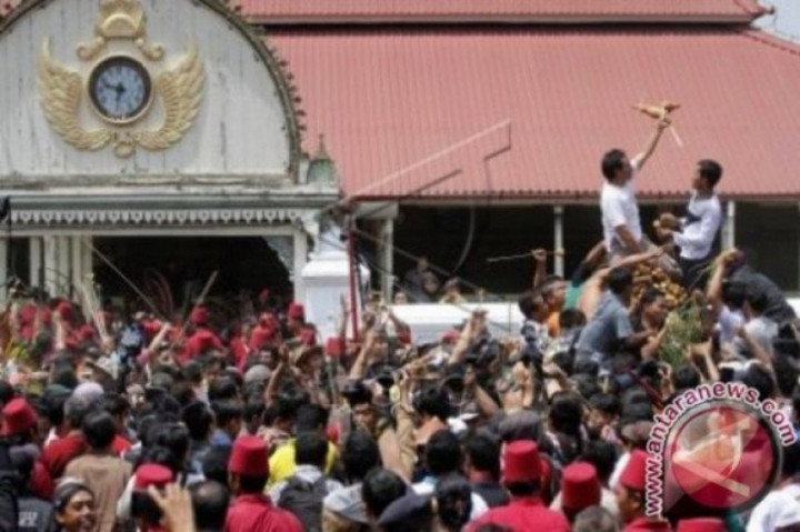 Keraton Yogyakarta Tiadakan <i>Grebeg Maulud</i>