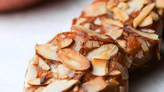 Resep Almond dan Pisang Galawat si Camilan Sehat. (Foto: NDTV Food)