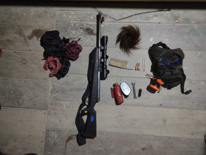 Satu Jam Baku Tembak, TNI Rebut Senjata KKSB di Papua