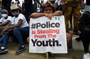 Dua Orang Tewas dalam Protes Kebrutalan Polisi di Nigeria