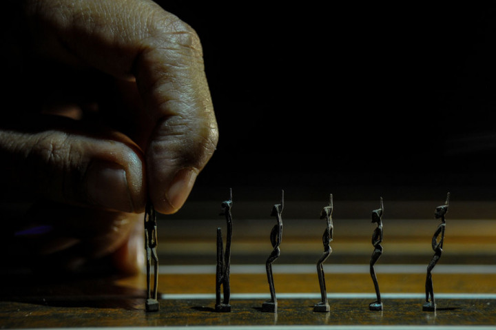 Patung Mini Ini Terbuat dari Batang Korek Api