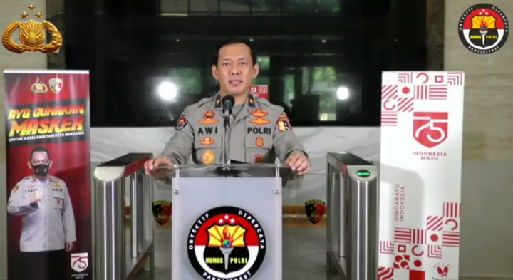 Polri Ngeri Membaca Percakapan Grup WA KAMI