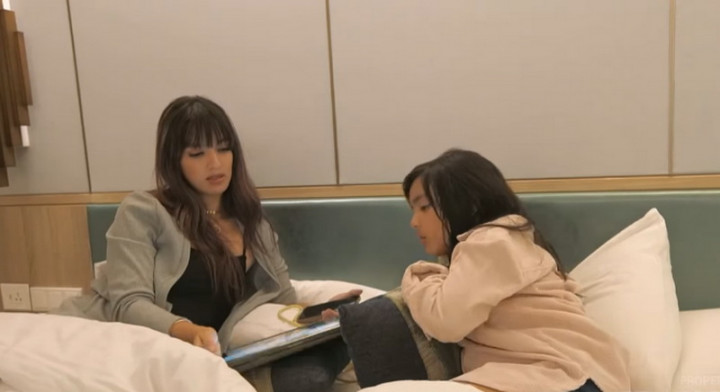 Hindari Komentar Jahat, Nia Ramadhani Larang Anak Punya Akun Instagram