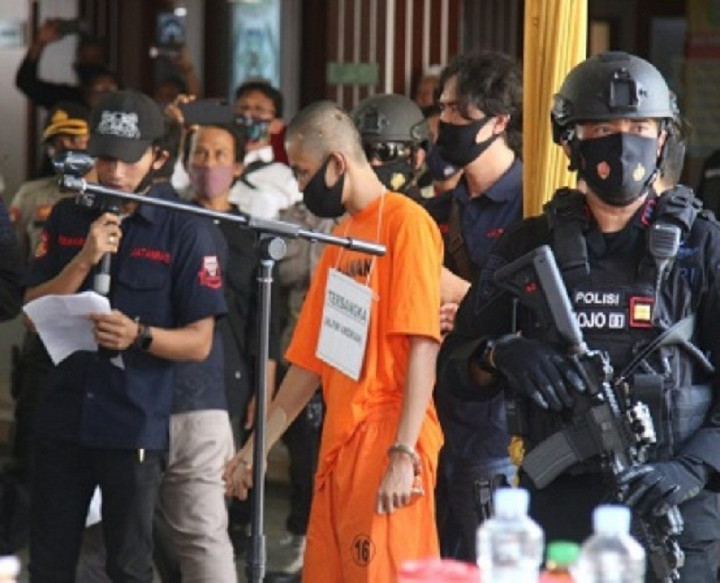 Berkas Penikam Syekh Ali Jaber Lengkap