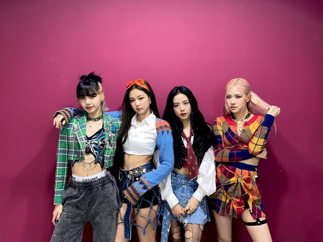 Blackpink Merasa Terhormat Bisa Ikuti Jejak Taylor Swift Dan Beyonce Blackpink Merasa Terhormat Bisa Ikuti Jejak Taylor Swift Dan Beyonce