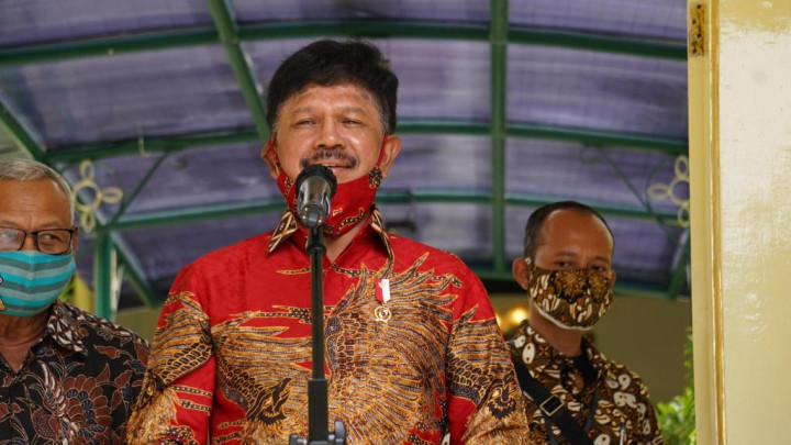 Menkominfo: Konten Hoaks di YouTube dan Tik Tok Akan Dihapus