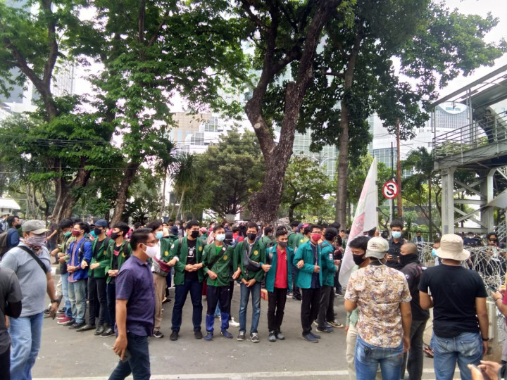 Berlangsung Damai, Demo UU Cipta Kerja di Patung Kuda Terpisah
