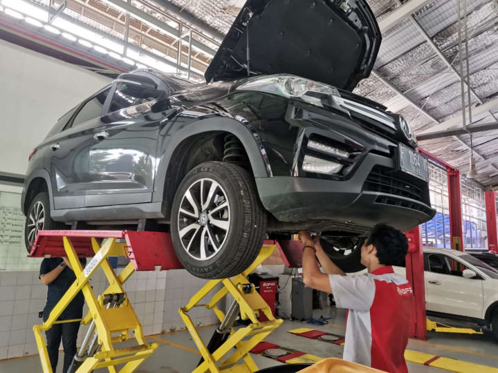 Servis Gratis DFSK Glory 560 Selama 7 Tahun, Gimana Caranya?