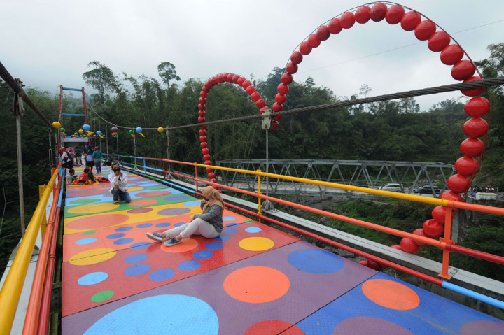Ayo Kunjungi Jembatan Gantung Instagramable di Lereng Merapi