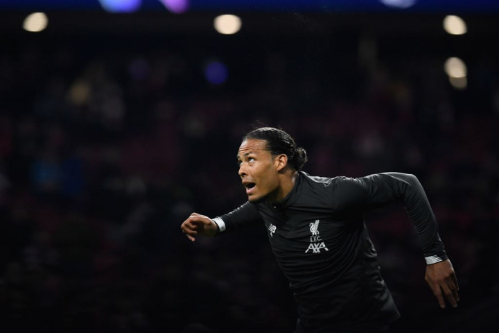 Legenda Liverpool Kecam Serangan Pickford ke Van Dijk