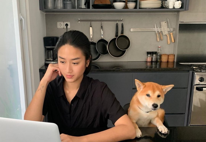 Cerita Renatta Moeloek Terbakar Akibat Ledakan Tabung Gas