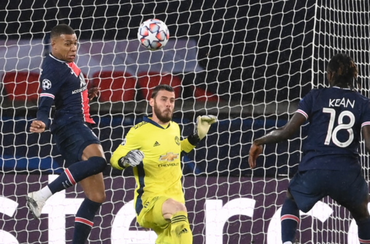 PSG vs Manchester United: Angkat Topi untuk De Gea dan Axel Tuanzebe
