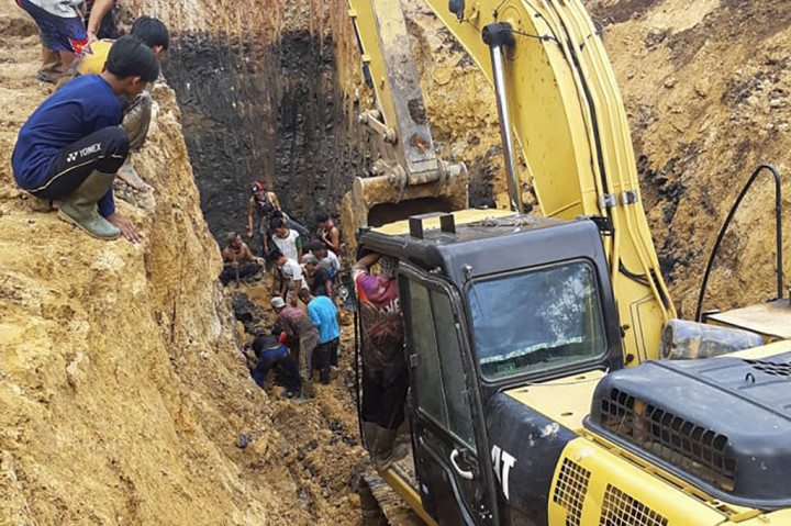 11 Penambang Meninggal Tertimbun Longsoran di Muara Enim