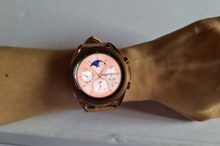 Samsung Galaxy Watch 3, Menawan Hampir Lengkap