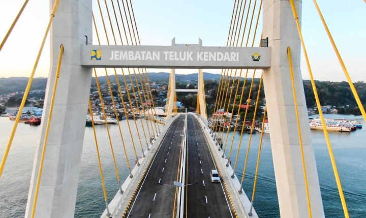 Presiden: Jembatan Teluk Kendari jadi Kebanggaan Baru