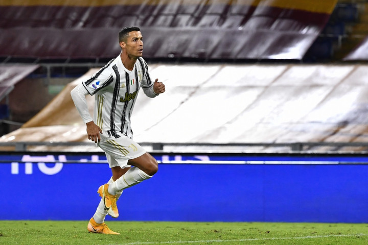 Top 3 Berita Bola: Shin Tae-yong Incar Pemain Blasteran dan Ronaldo Masih Terjangkit Covid-19