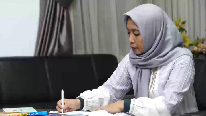 Belajar Dari Sang Nyai