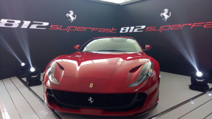 Recall Ferrari 812 Superfast Karena Kaca Belakang Bisa Copot