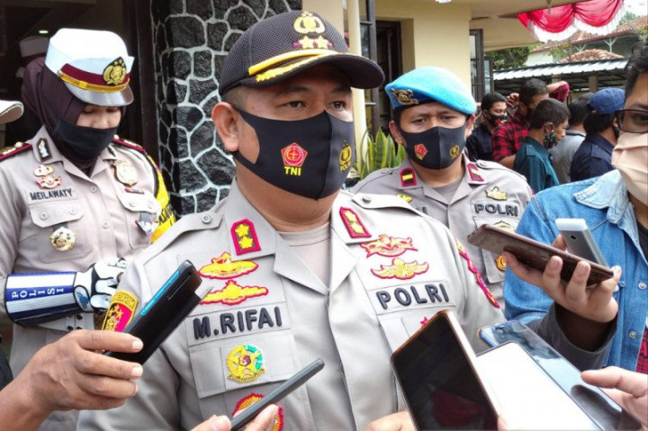 Polres Cianjur Proses Hukum Pendaki Berfoto Bugil di Gunung Gede