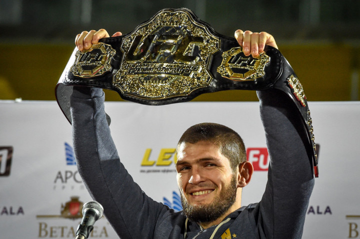 Khabib Nurmagomedov Pensiun dari MMA