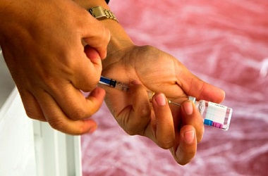 Korsel Imbau Warga Ikuti Vaksinasi Flu Meski Ada 48 Kematian