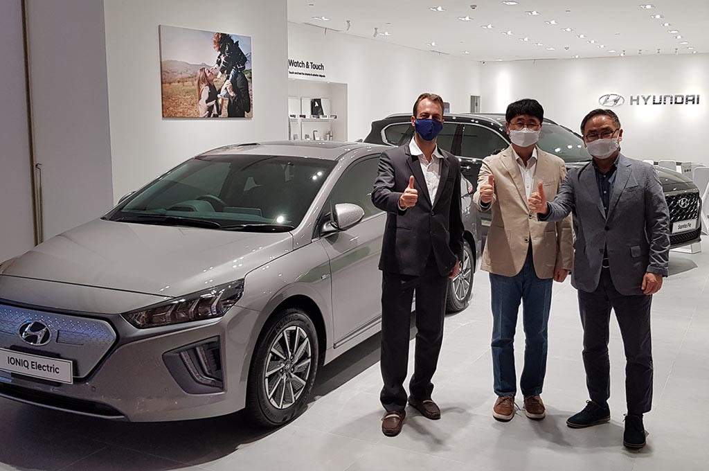 Hyundai Bikin Dealer Di Dalam Mall Siap Manjakan Bts Army