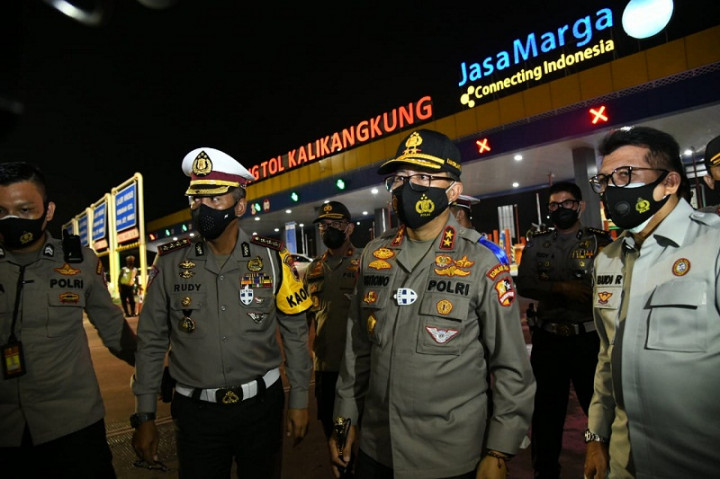 Arus Lalu Lintas Libur Panjang Landai