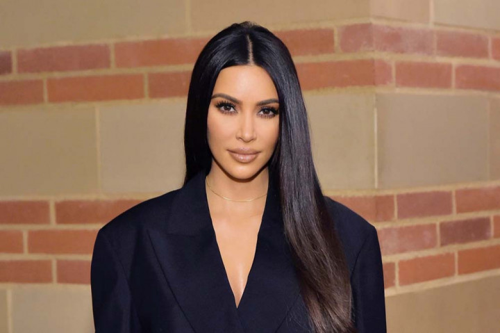 Sewa Pulau untuk Pesta Ulang Tahun, Kim Kardashian Dikecam Artis Senior