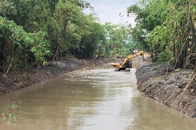 Pekalongan Normalisasi Sungai Antisipasi Banjir  Medcom.id