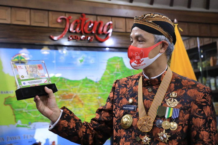 Ganjar Naikkan UMP Jateng 2021 3,27%