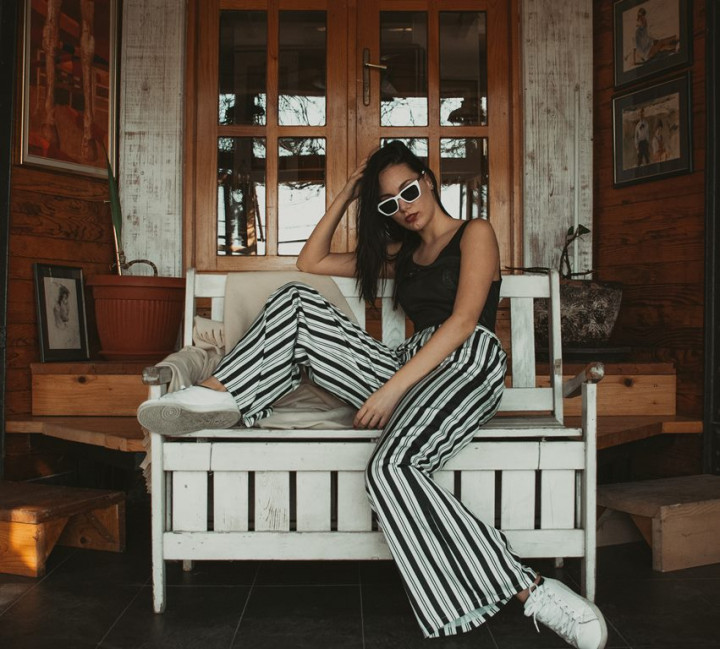 5 Tips Foto OOTD Kece meski di Rumah Saja